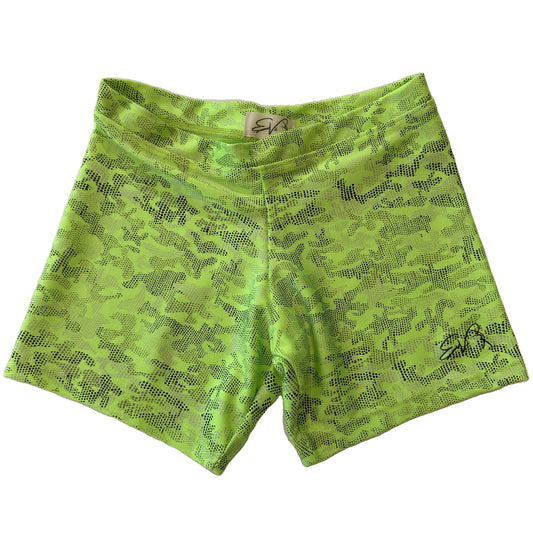 Culotte de lycra con estampado camuflaje verde pistacho Evvi vista frontal
