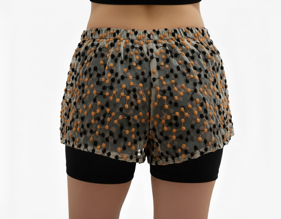 Short organza bordado puntitos vista trasera