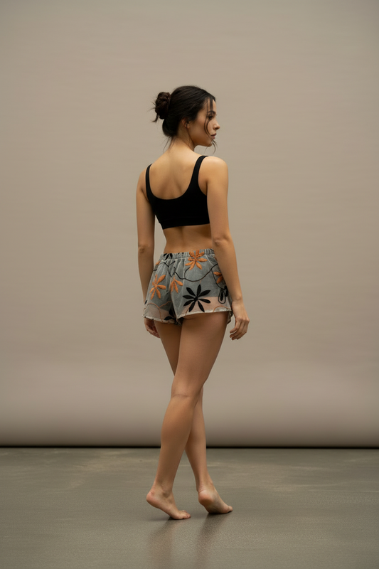 Short de organza flores vista trasera